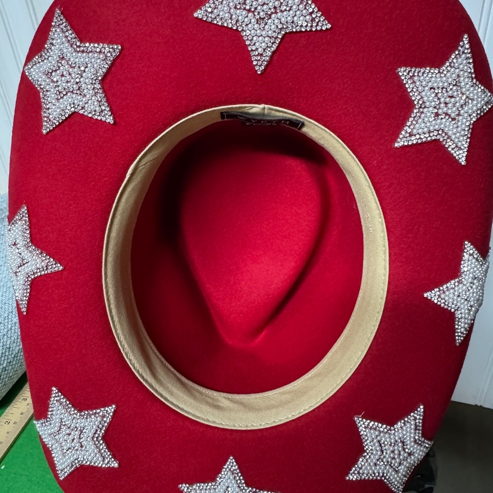 Wyeth Red Felt Cowboy Hat with Rhinestone and Pearl Stars-NWOT-bag included - Picture 2 of 12